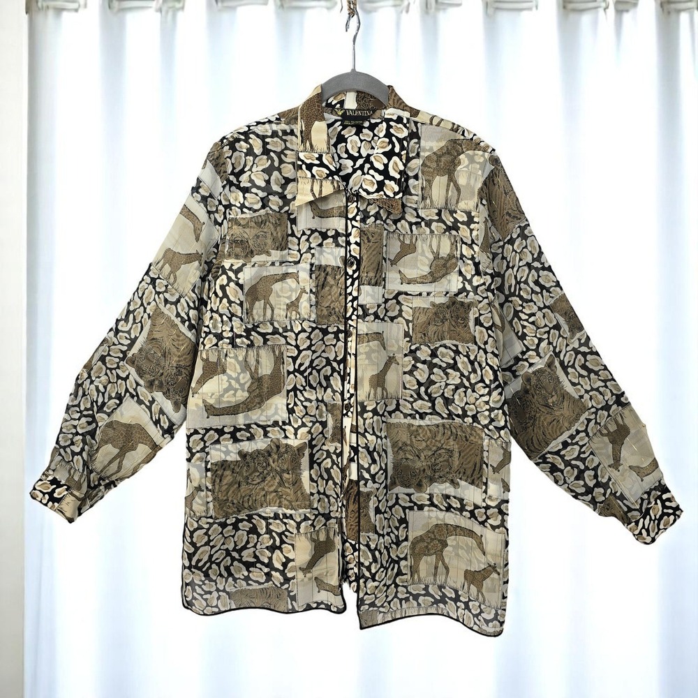 Valentina Woman Animal Print Blouse Safari Giraffe‎ Leopard One Size Button Down
